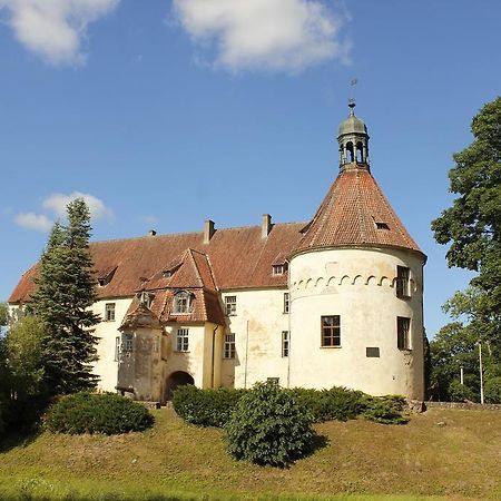 Jaunpils Castle Hotel Exterior foto